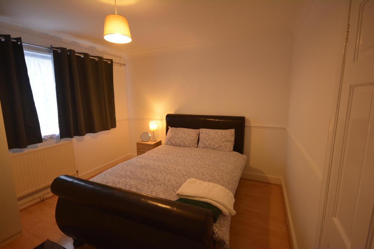 Five Bedroom Townhouse Near Excel Exhibition Centre London Exterior foto